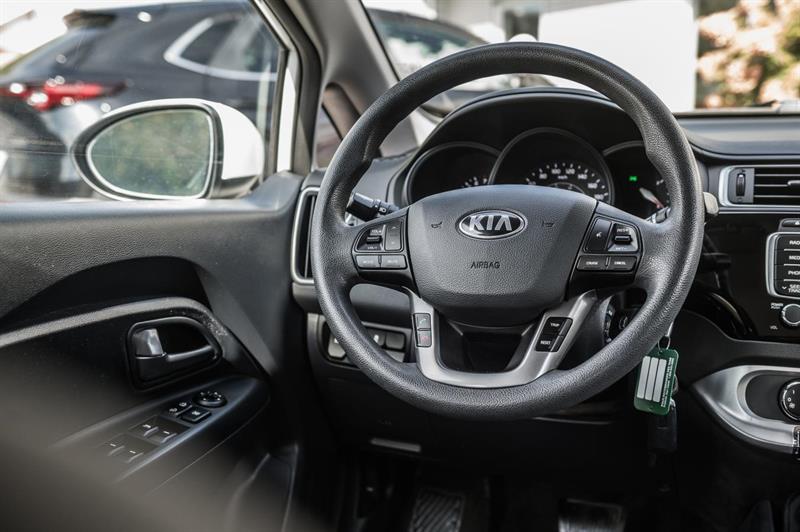 kia Rio 2017 - 25