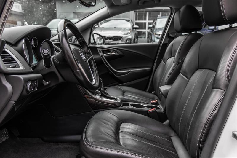 buick Verano 2017 - 12