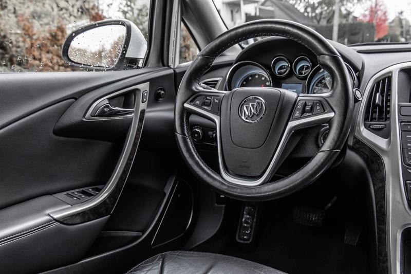 buick Verano 2017 - 28