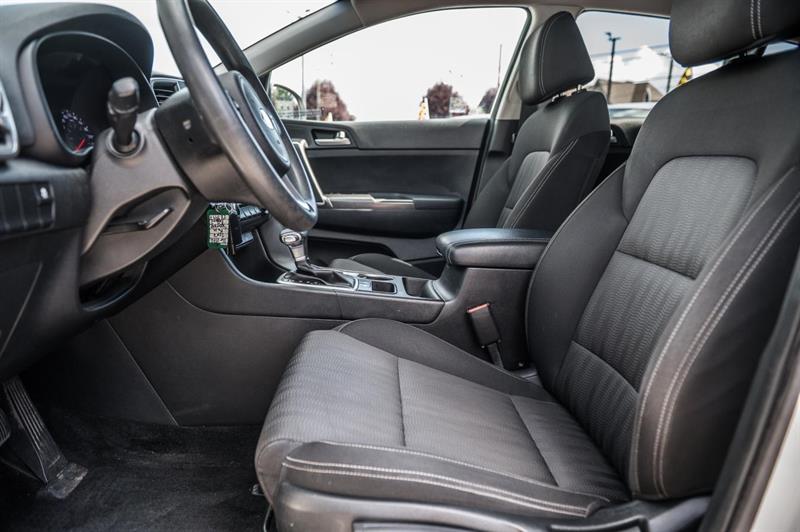 kia Sportage 2017 - 12
