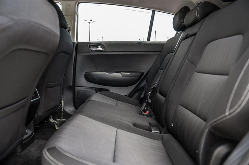 kia Sportage 2017 - 23