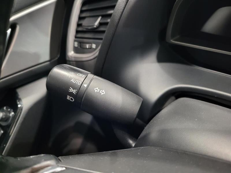 mazda Mazda3 2017 - 10