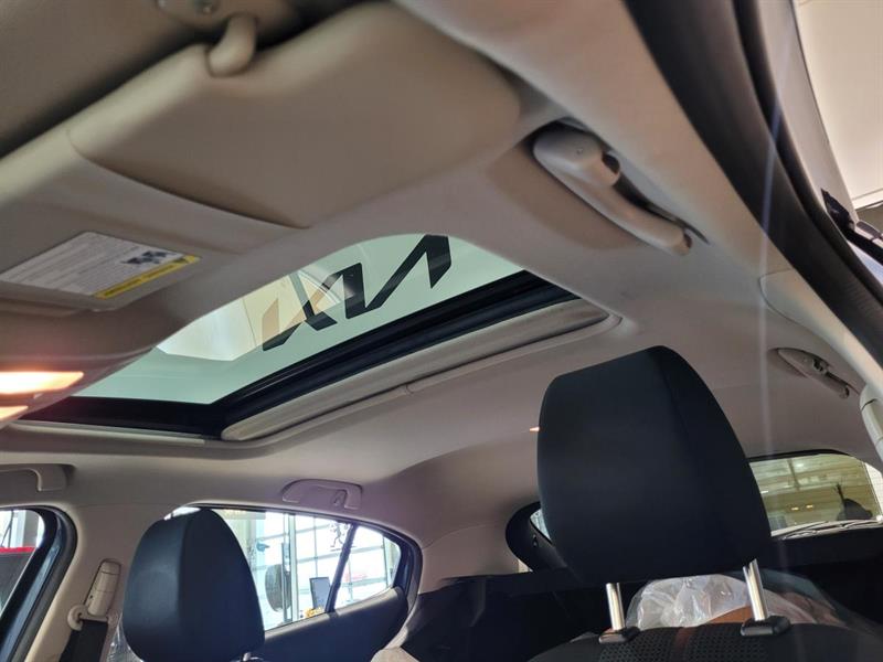 mazda Mazda3 2017 - 22