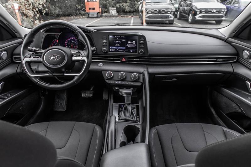 hyundai Elantra 2021 - 26