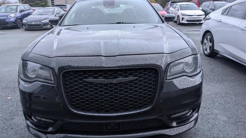 chrysler 300 2023 - 2