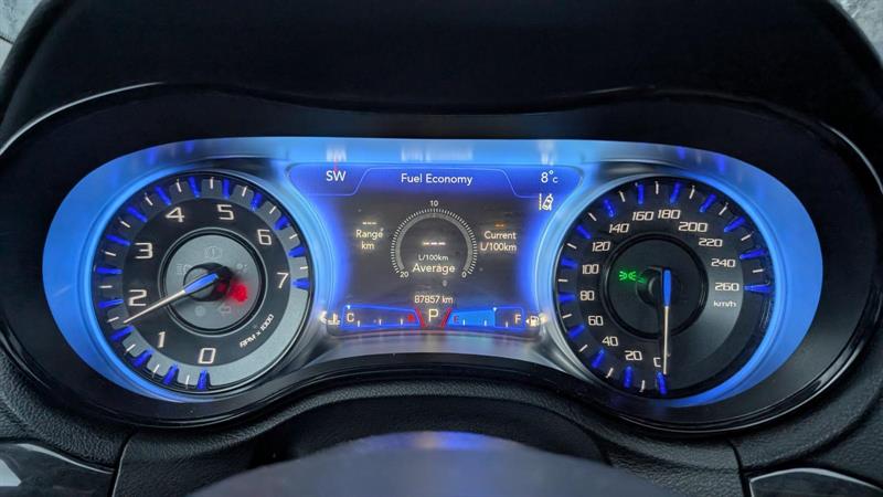 chrysler 300 2023 - 12