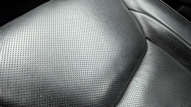 chrysler 300 2023 - 22