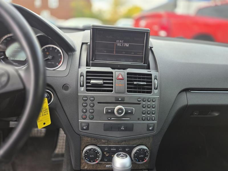 mercedes-benz C300 2011 - 15