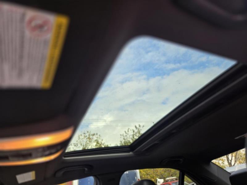 mercedes-benz C300 2011 - 19