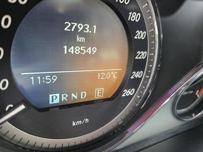 mercedes-benz C300 2011 - 20