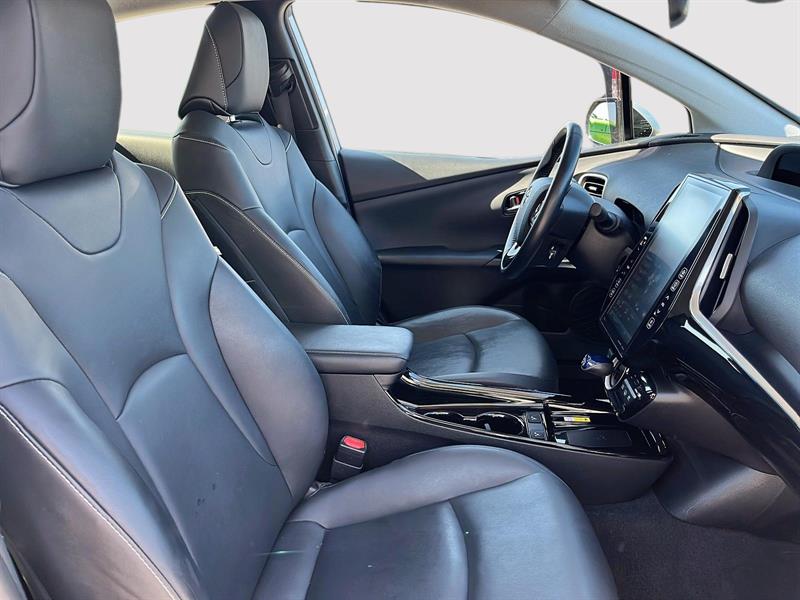 toyota Prius Prime 2020 - 13