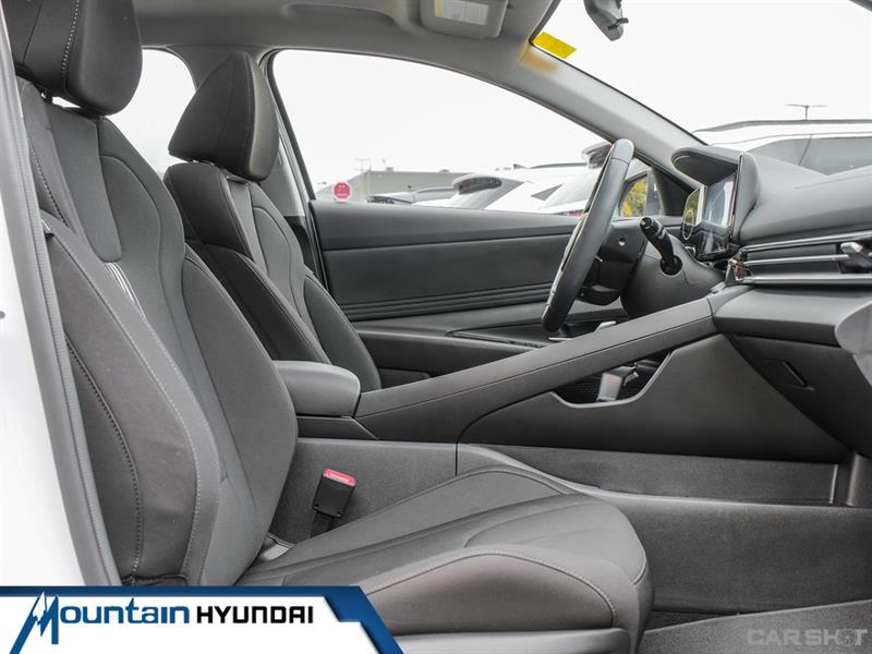 hyundai Elantra 2024 - 12