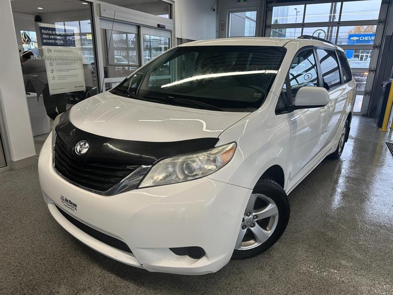 toyota Sienna 2014