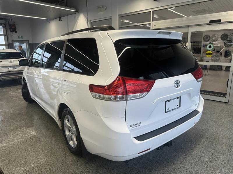 toyota Sienna 2014 - 7