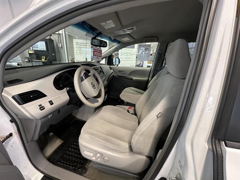 toyota Sienna 2014 - 12