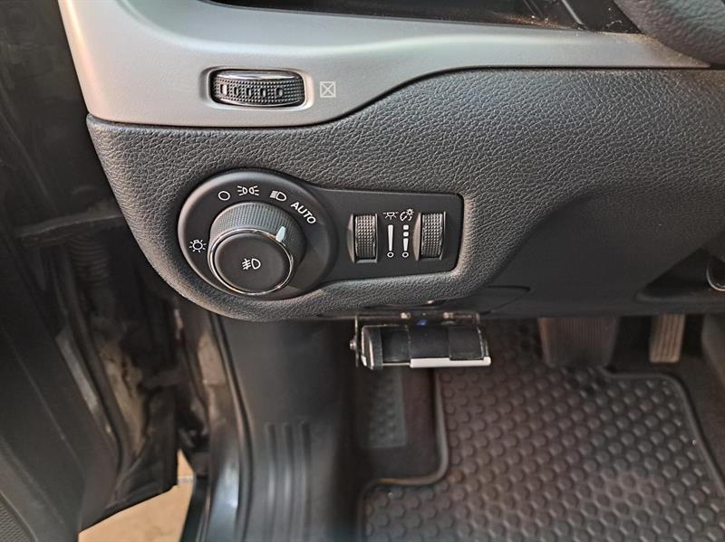 jeep Cherokee 2016 - 10