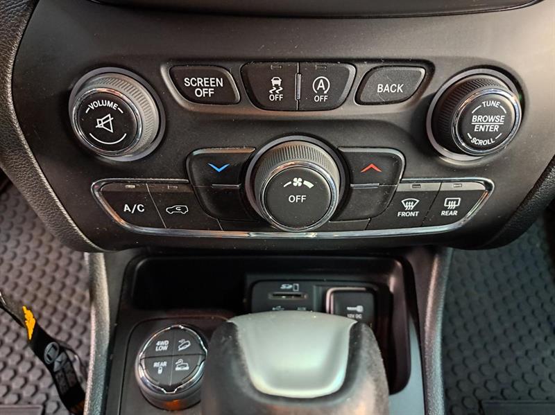 jeep Cherokee 2016 - 16