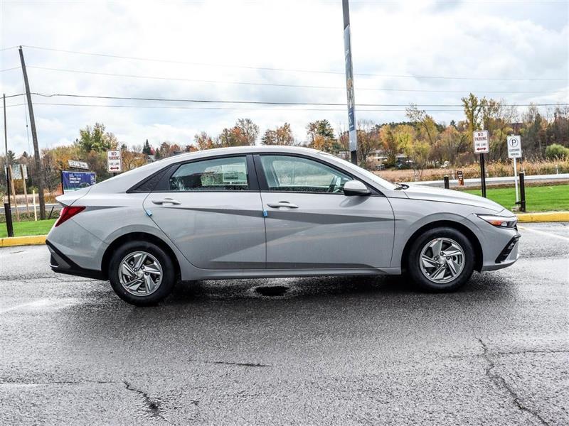 hyundai Elantra 2025 - 3