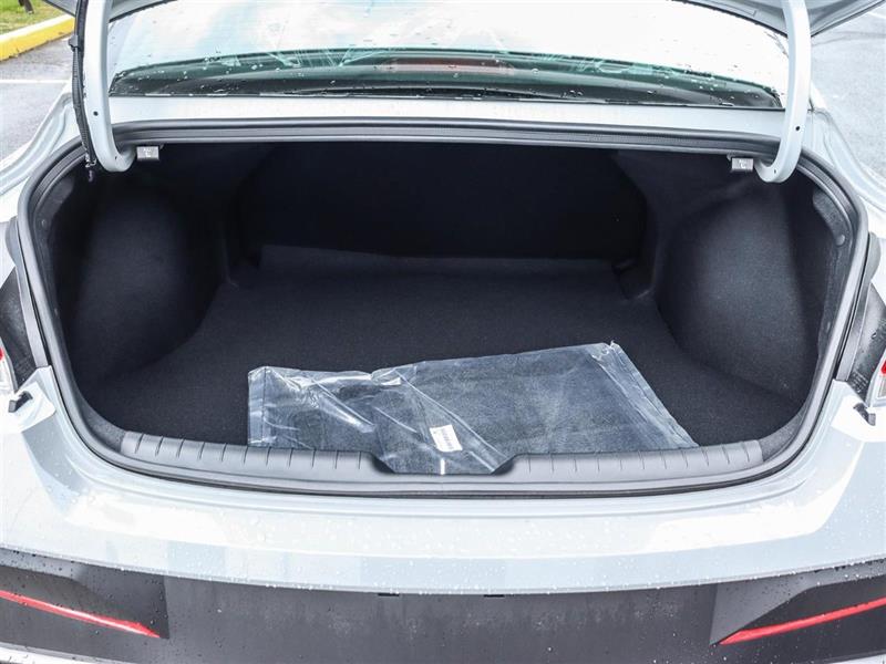 hyundai Elantra 2025 - 12