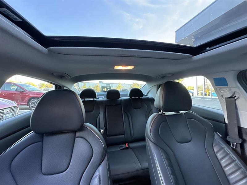 hyundai Elantra HEV 2025 - 12