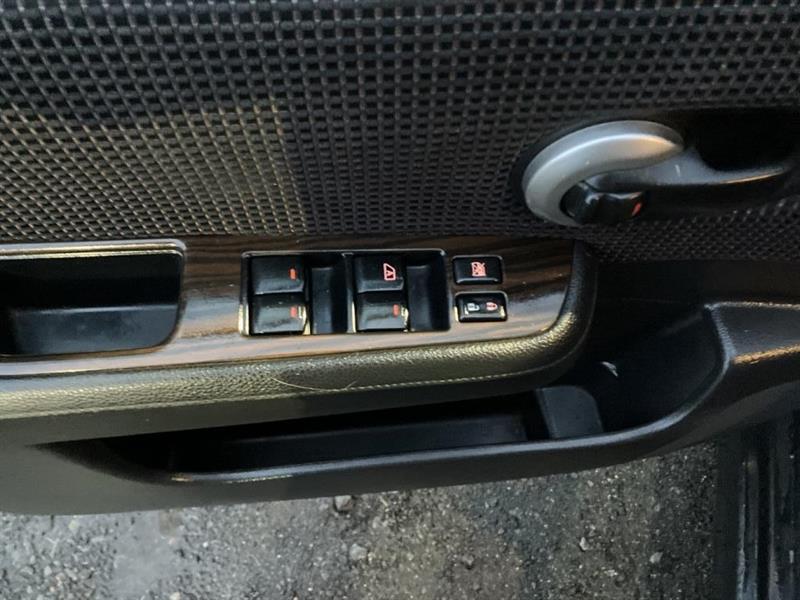 nissan Versa 2011 - 6