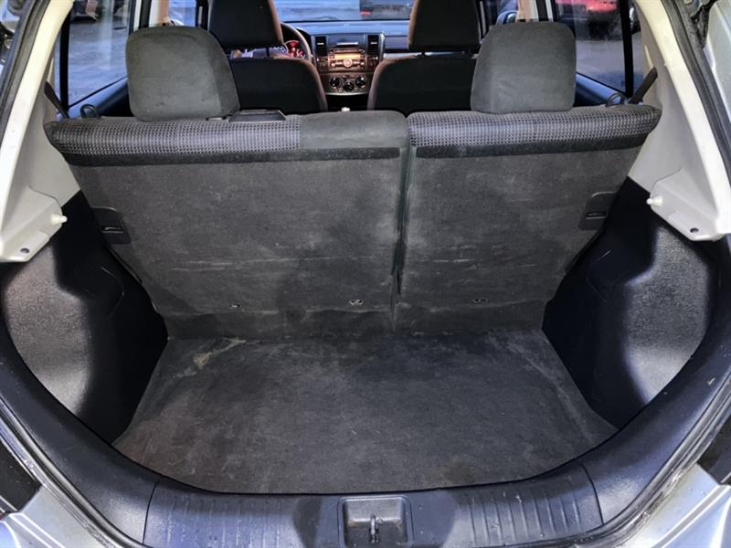 nissan Versa 2011 - 8