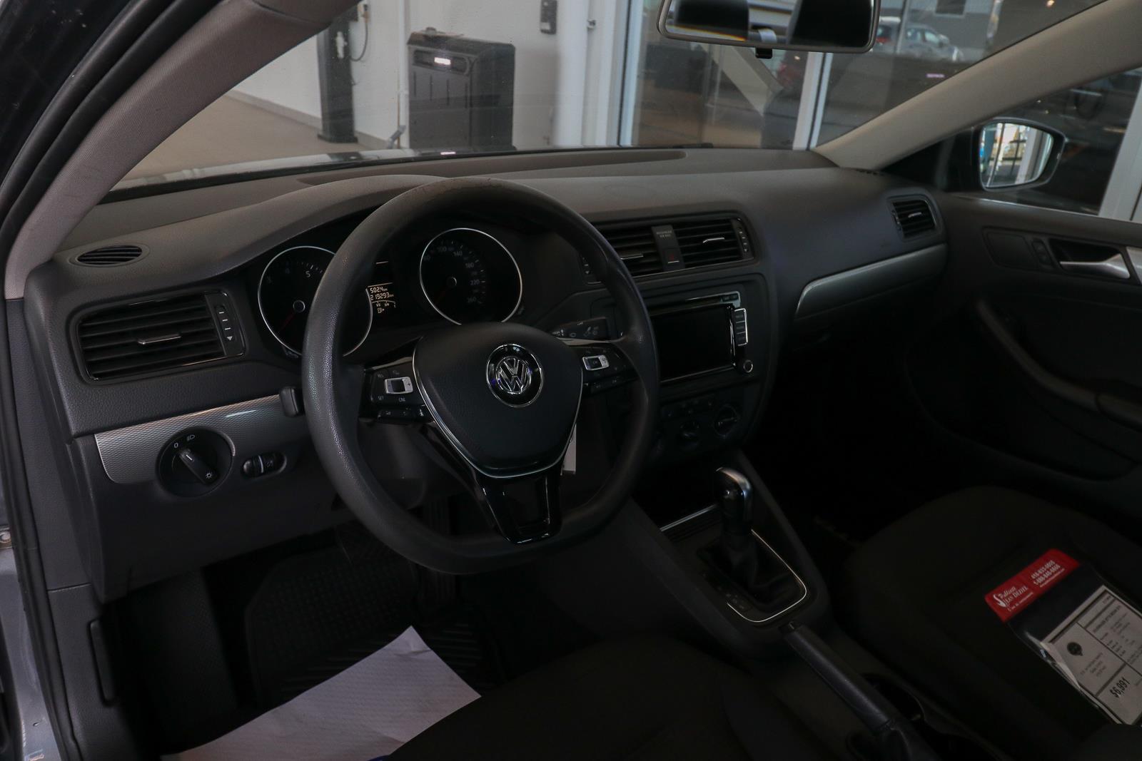 volkswagen Jetta Sedan 2015 - 9