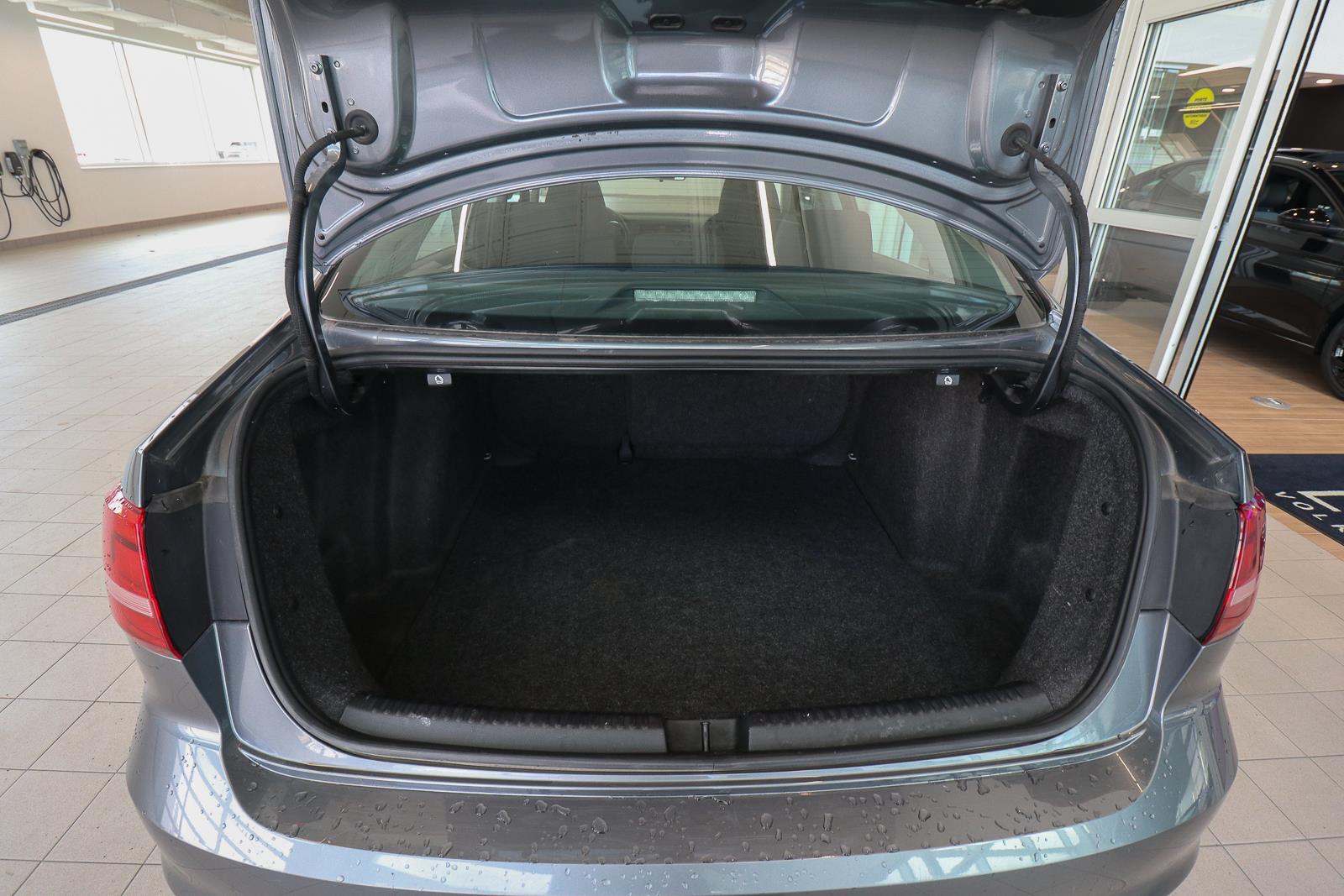 volkswagen Jetta Sedan 2015 - 16