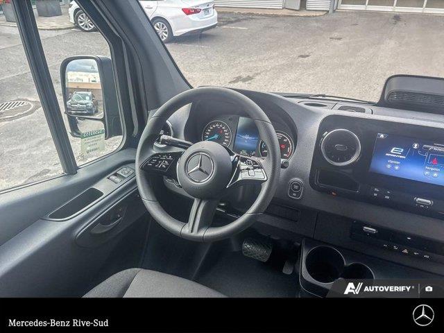 mercedes-benz eSprinter Cargo Van 2025 - 9