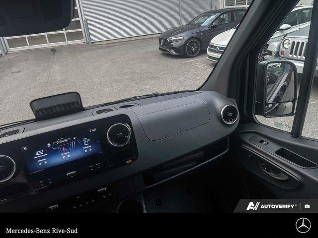 mercedes-benz eSprinter Cargo Van 2025 - 11
