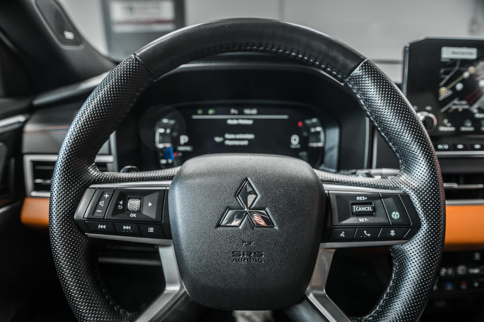 mitsubishi Outlander 2024 - 27