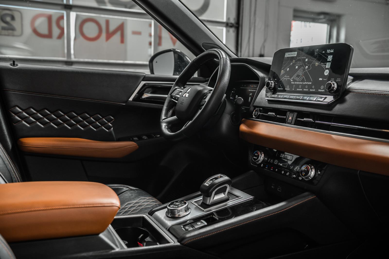 mitsubishi Outlander 2024 - 44