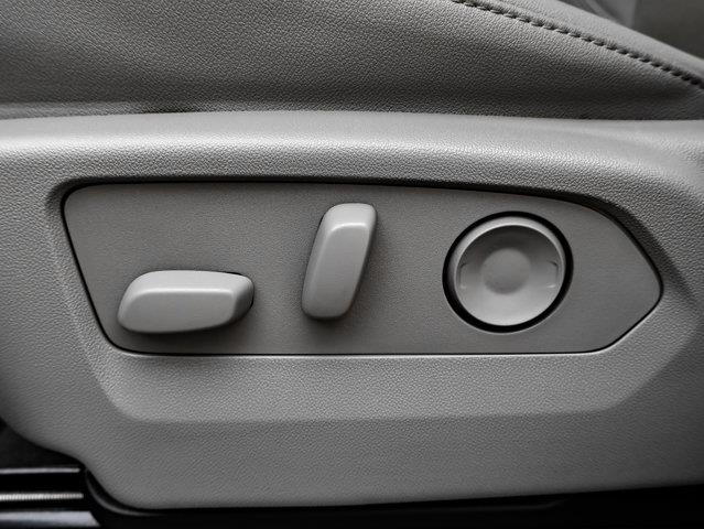 chevrolet Silverado 1500 2024 - 21