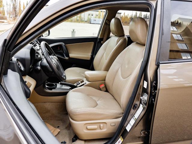 toyota RAV4 2010 - 17