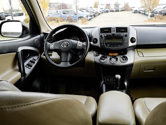 toyota RAV4 2010 - 29