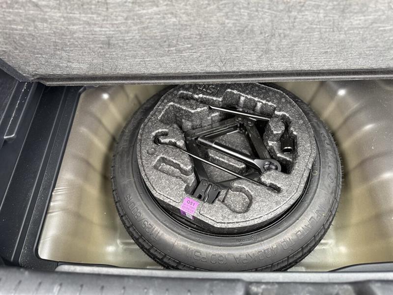 hyundai Venue 2024 - 25