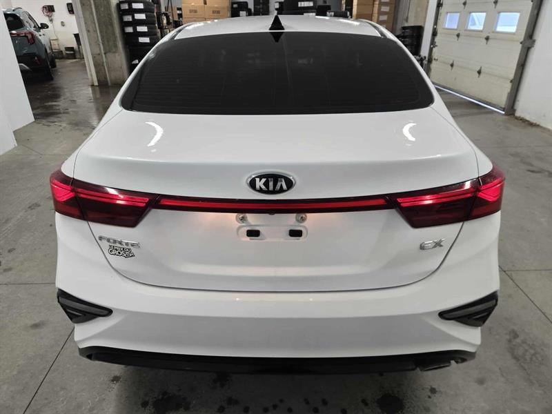 kia Forte 2020 - 6
