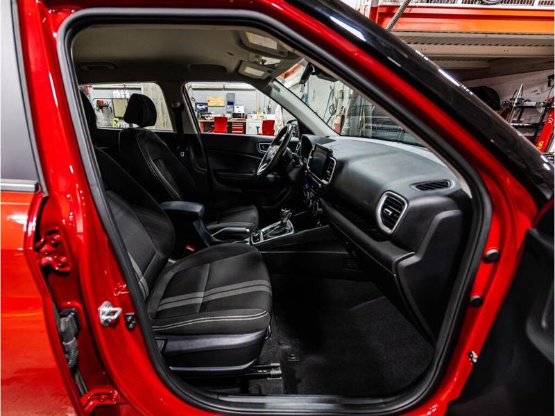 hyundai Venue 2023 - 18