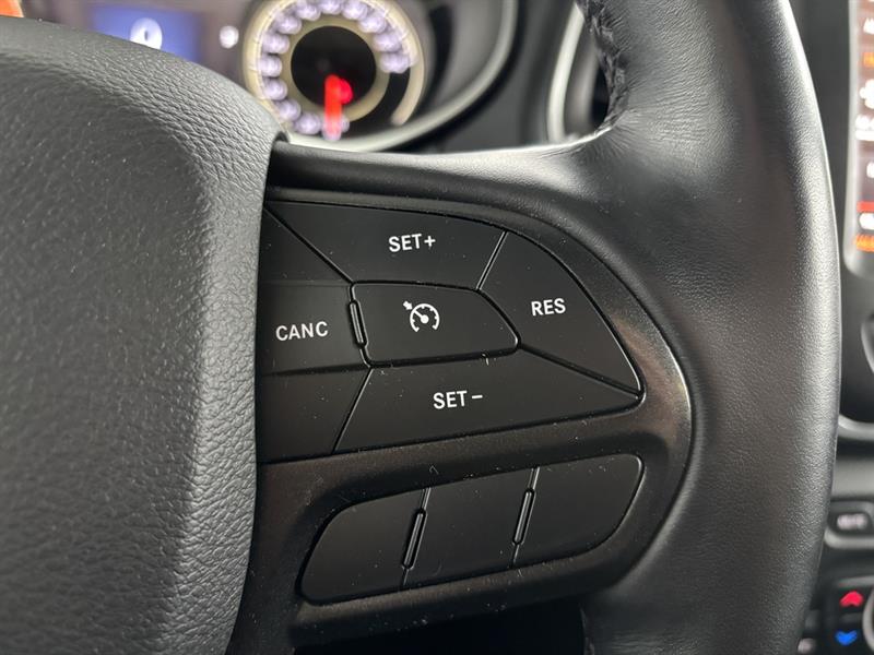 jeep Cherokee 2021 - 13