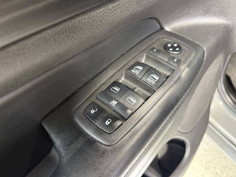 jeep Grand Cherokee 2021 - 12