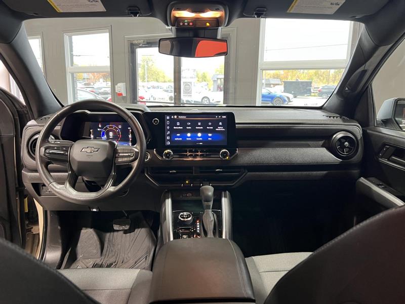 chevrolet Colorado 2023 - 26