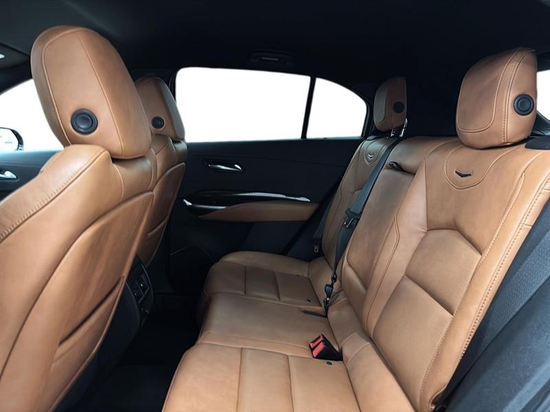 cadillac XT4 2022 - 8