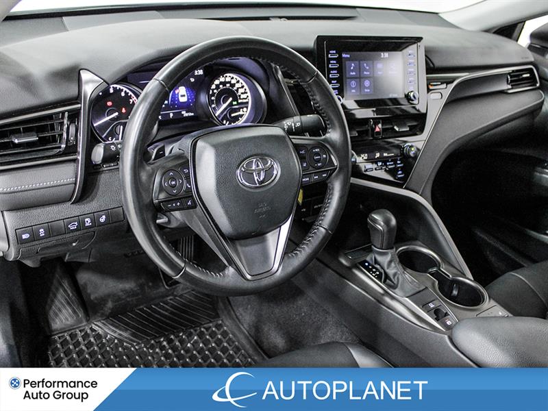 toyota Camry 2023 - 18