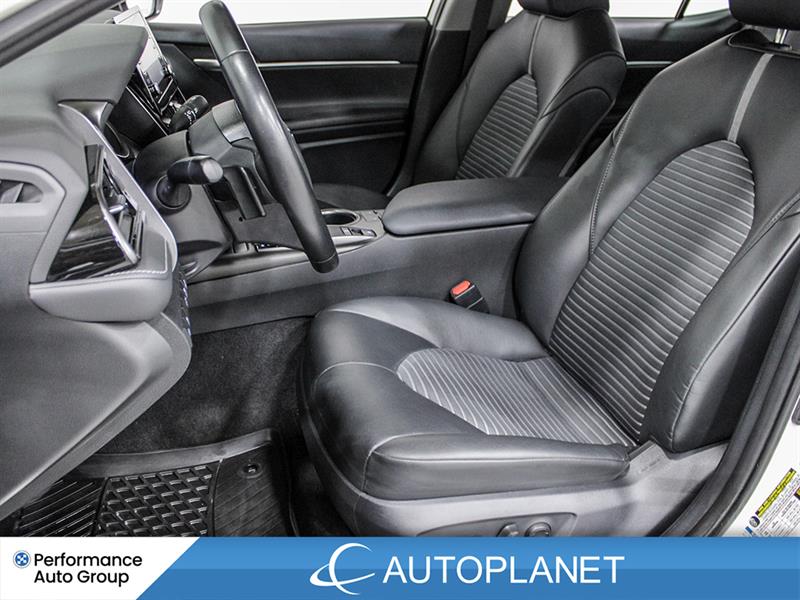 toyota Camry 2023 - 19