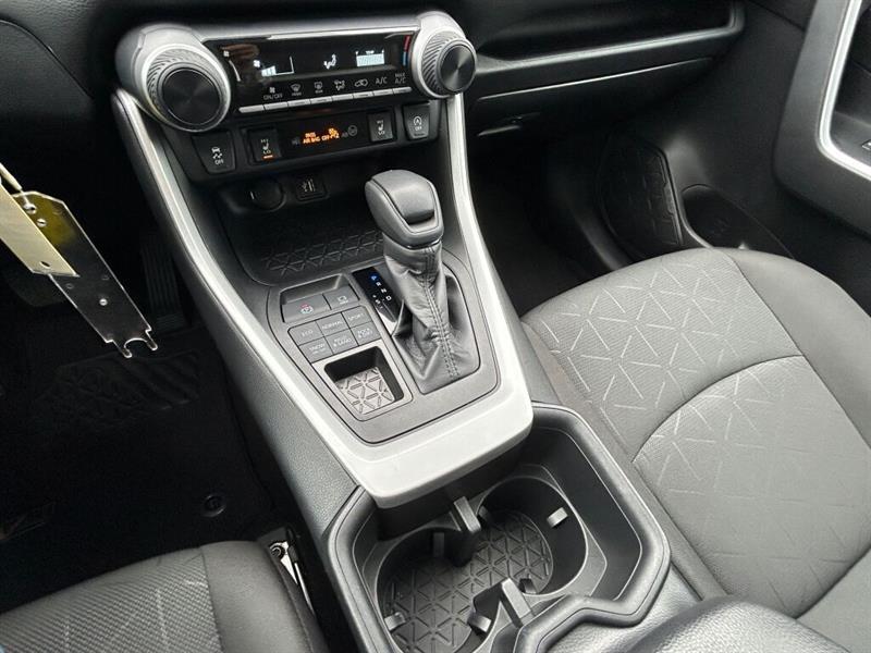 toyota RAV4 2024 - 17