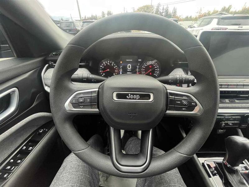 jeep Compass 2025 - 13