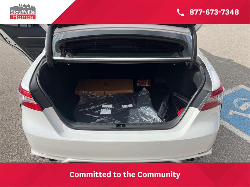 toyota Camry 2018 - 11