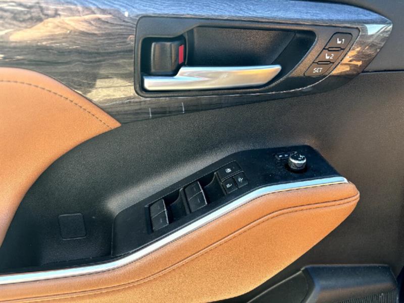 toyota Highlander 2023 - 8