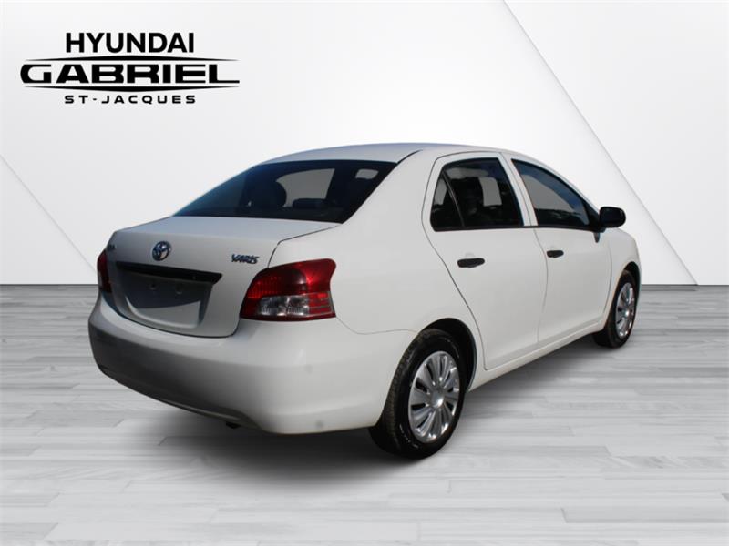 toyota Yaris 2011 - 4