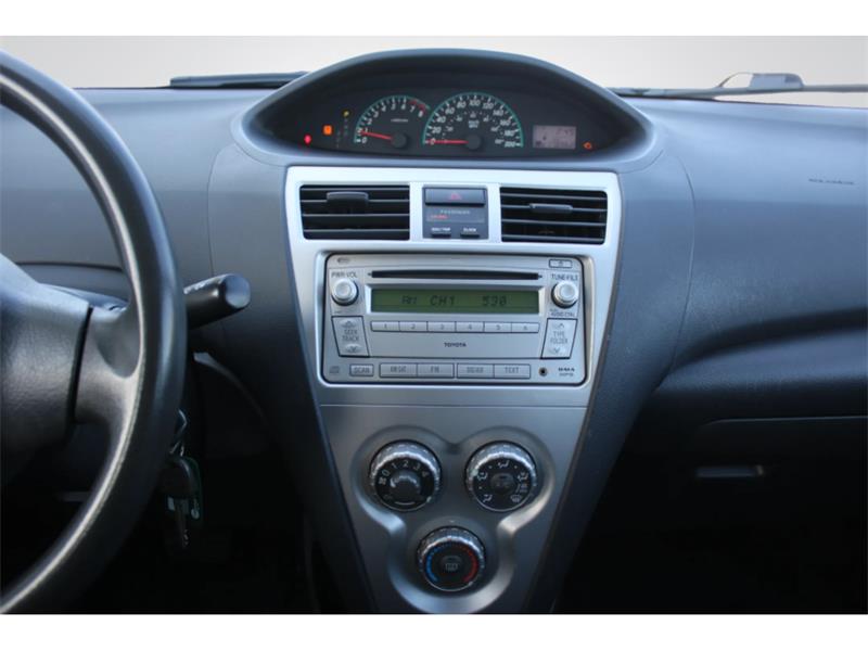 toyota Yaris 2011 - 13
